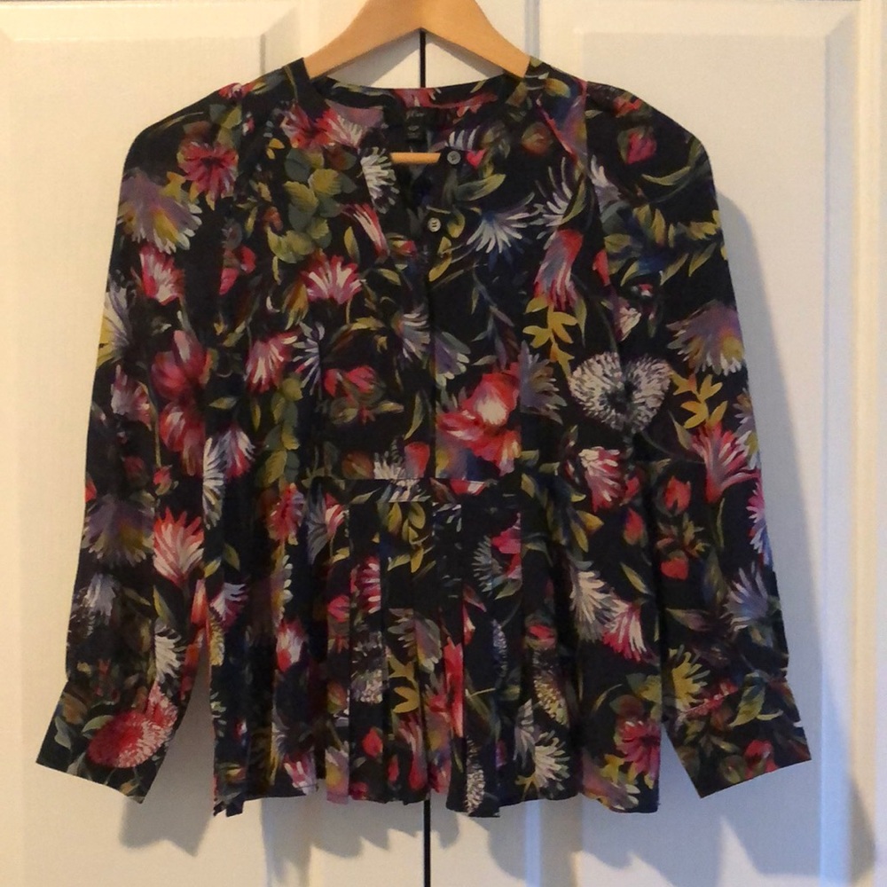 J. Crew Top Navy Floral 100% Silk Front Pleated Blouse Size XSP